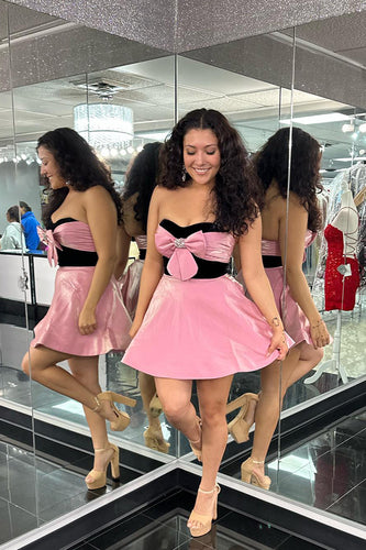 Pink A-Line Sweetheart Short Homecoming Dress with Bow