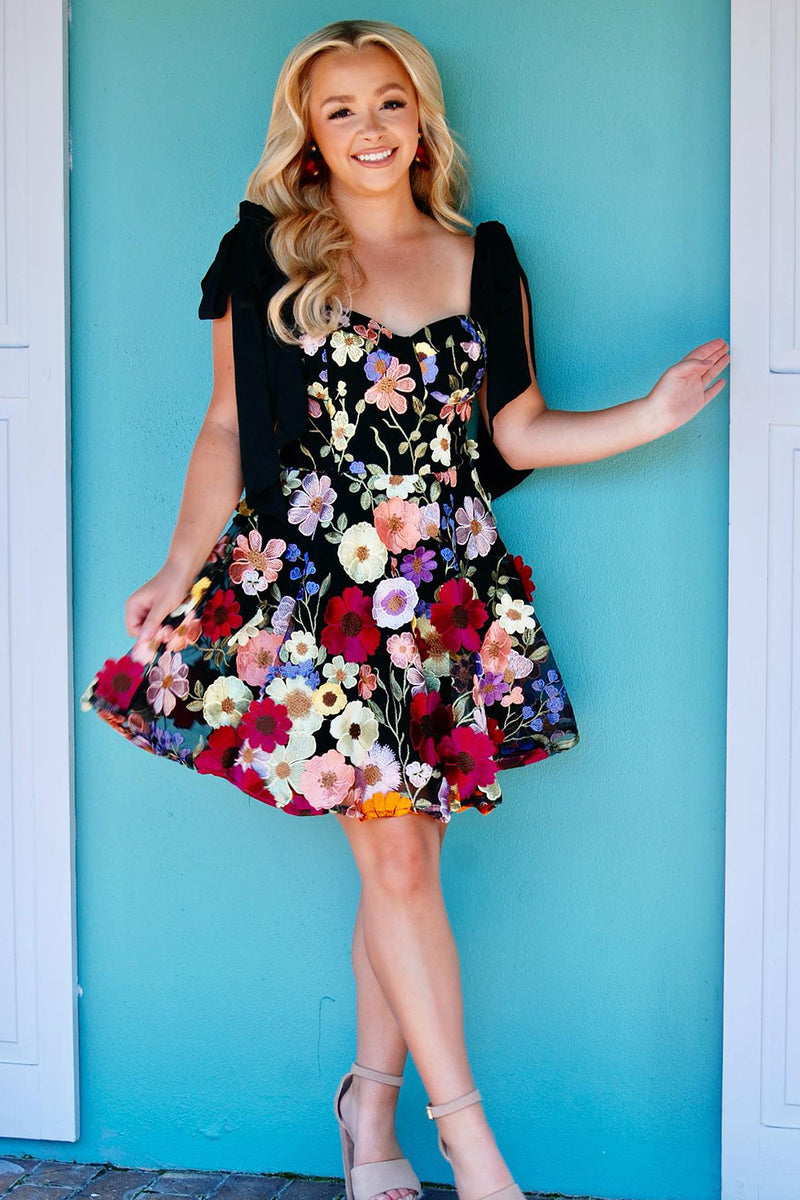 Load image into Gallery viewer, Black A-Line Floral Printed Short Homecoming Dress