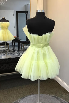 A-Line Yellow Strapless Tulle Short Homecoming Dress