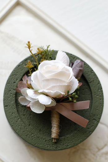 Red Prom Wrist Corsage and Men‘s Boutonniere For Wedding