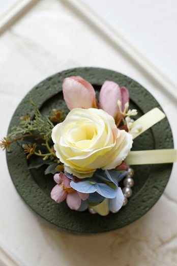 Yellow Prom Wrist Corsage and Men‘s Boutonniere For Wedding