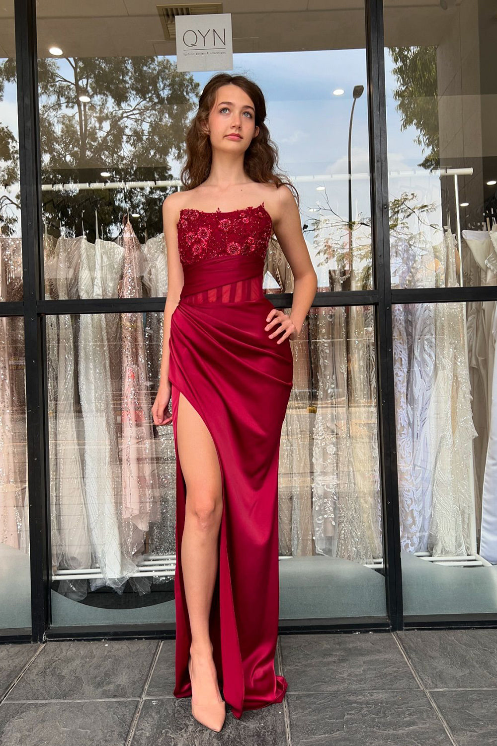 Burgundy Mermaid Strapless Slit Prom Dress With Beading