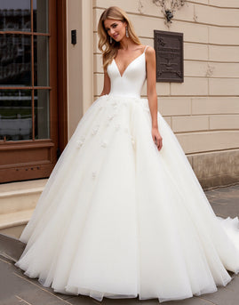 Ivory Organza Sweep Train V Neck Ball Gwon Wedding Dress