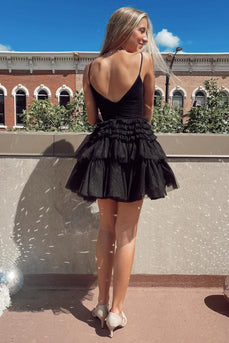 Black A-Line Spaghetti Straps Tulle Tiered Short Homecoming Dress