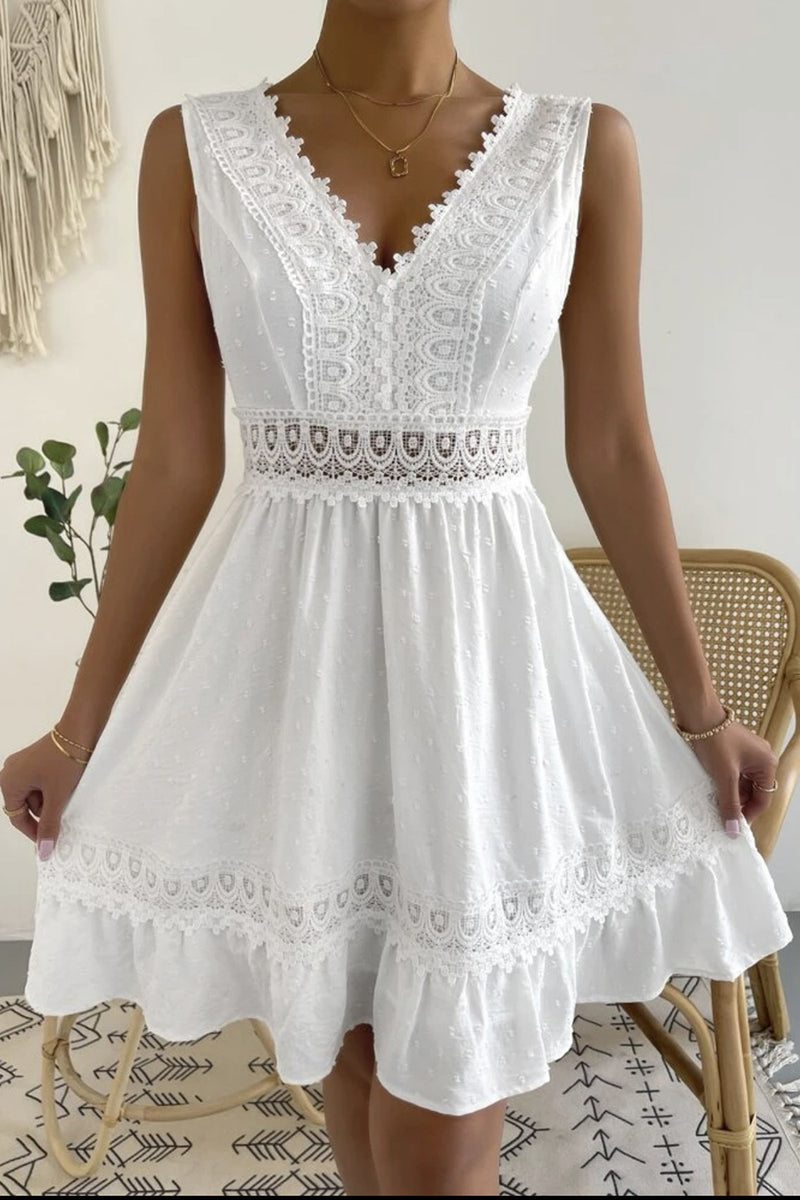 Load image into Gallery viewer, White V-Neck Sleeveless Graduation Dress with Lace
