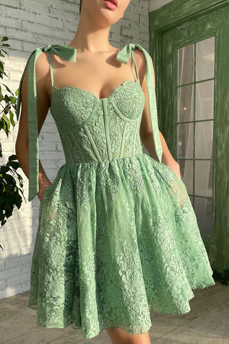Green A-Line Spaghetti Straps Homecoming Dress with Appliques