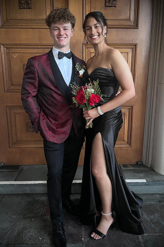 Burgundy Notched Lapel 2 Piece Single Breasted Prom Suits