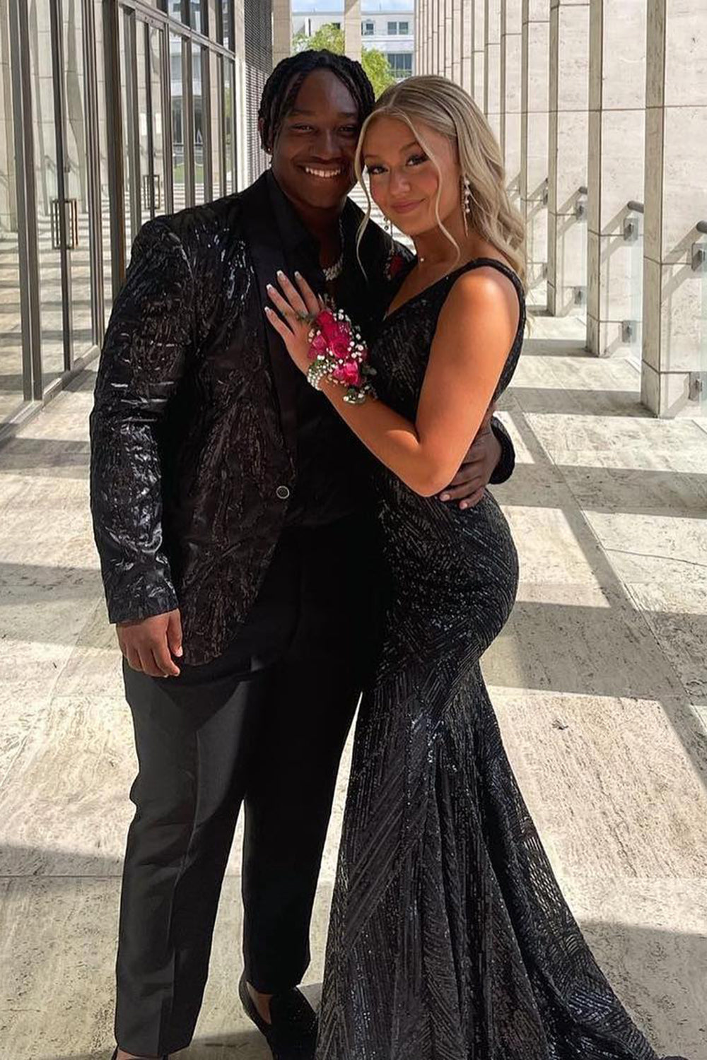 Sparkly Black Shawl Lapel One Button 2 Piece Prom Suits