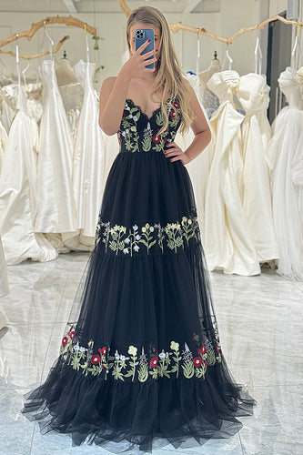 Black A Line Spaghetti Straps Long Prom Dress With Appliques